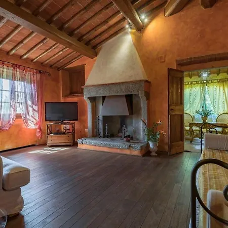 Вилла Poggio Alle Fonti 11 Монтеварки