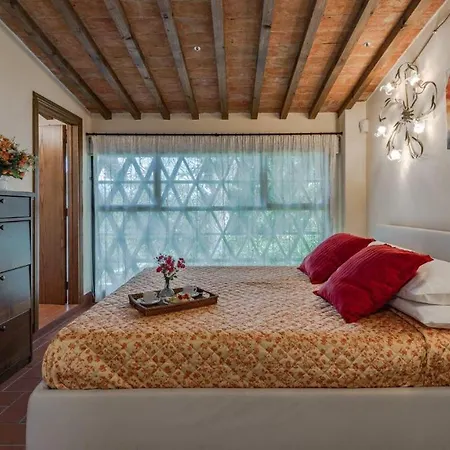Villa Poggio Alle Fonti 11 *